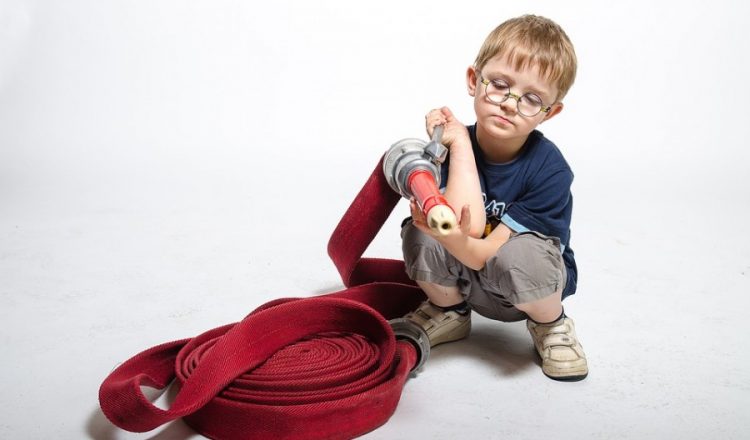 children-playing-2493213_960_720