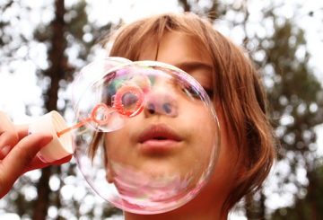 blow-bubbles-668950__340